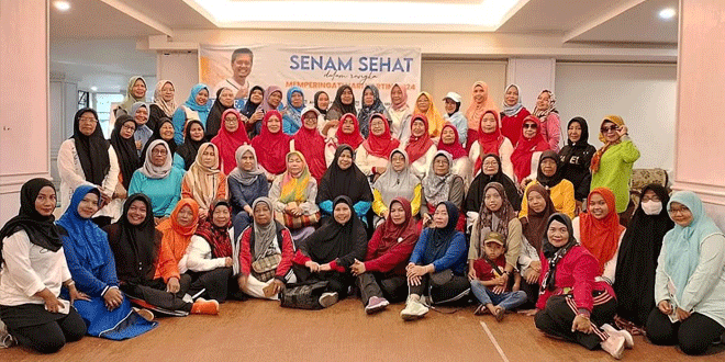 Peringati-Hari-Kartini,-Puluhan-Emak-emak-Gelar-Senam-Sehat-Diinisiasi-Prof-Ridha-2