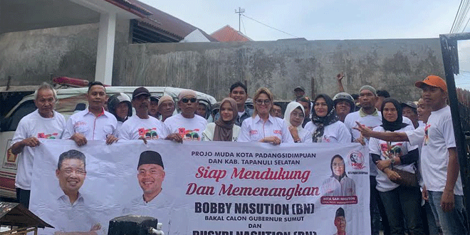 Projo-Muda-Deklarasi-Para-Abang-Becak-Pemenangan-Bobby-di-Pilkada-Sumut-2024.gif-2