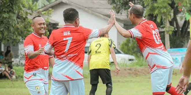 Dari-Lapangan-ke-Masyarakat,-Sepakbola-dan-Manfaatnya-Dalam-Upaya-Wujudkan-Sergai-'Maju-Terus'