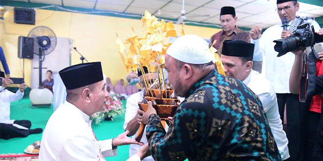 Maju-di-Pilgubsu-2024,-Edy-Rahmayadi-'Diupah-upah'-Masyarakat-Kota-Tanjungbalai.gif-2