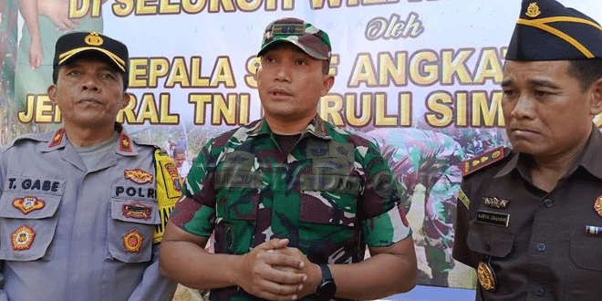 Peresmian-Titik-Air-di-Kabupaten-Samosir.gif-2