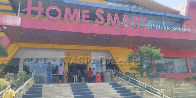 Toko-Home-Smart-Rantauprapat-Didemo-Puluhan-Massa.gif-2