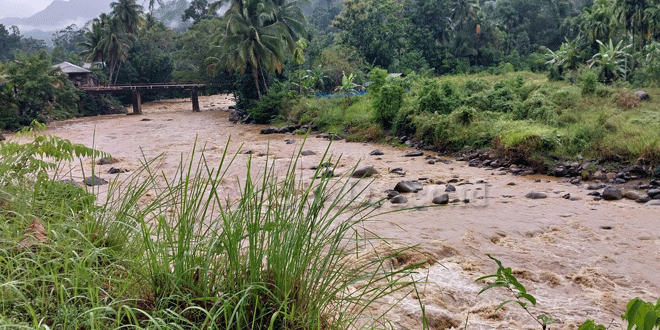 Air-Sungai-Jambur-Torop-dan-Batangnatal-Keruh.gif-2