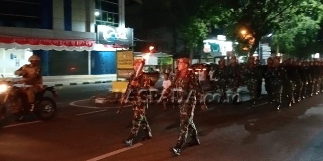 Taptu-Pawai-Obor-dan-Kirab-Kemerdekaan-sambut-malam-17-Agustus-di-Medan-2