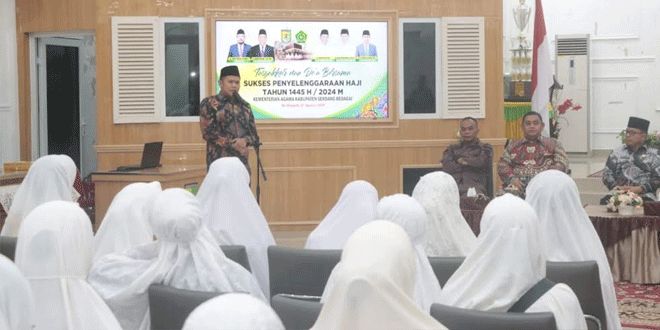 Wabup-Sergai-Adlin-Tambunan-saat-menghadiri-acara-Tasyakuran-Haji-Kabupaten-Sergai.gif-2