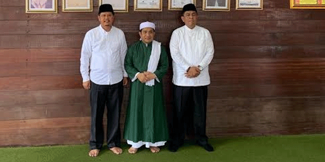 Tuan-Guru-Besilam-Doakan-Pasangan-Prof-Ridha---Abdul-Rani-Dapatkan-Tuah-di-Pilkada-2024-