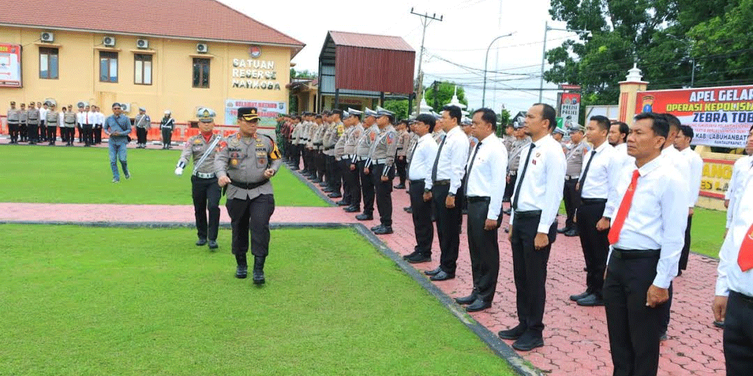 Apel-Gelar-Pasukan-Operasi-Zebra-Toba-2024-di-Lapangan-Mapolres-Labuhanbatu