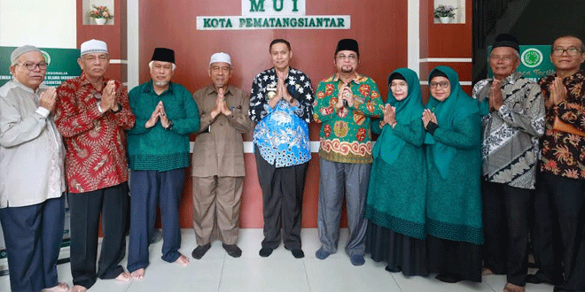 Pjs-Wali-Kota-Siantar-Temui-Sejumlah-Tokoh-Lintas-Agama.gif-2