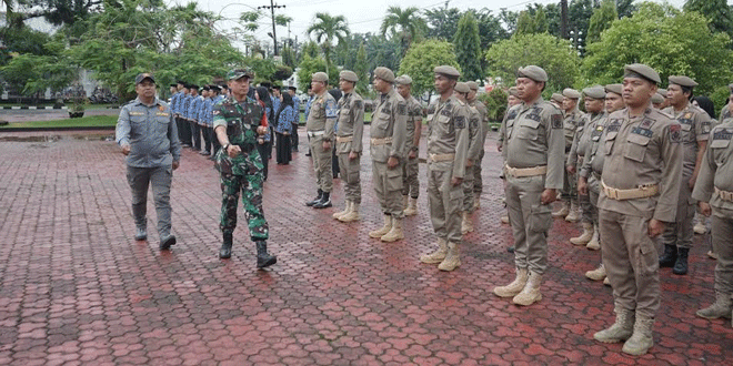 Dandim-0208-Asahan-bacakan-pidato-tertulis-Pjs-Bupati-Asahan-2