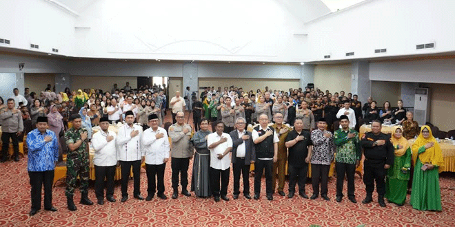 Doa-bersama-Pilkada-Damai-di-Kota-Medan-2