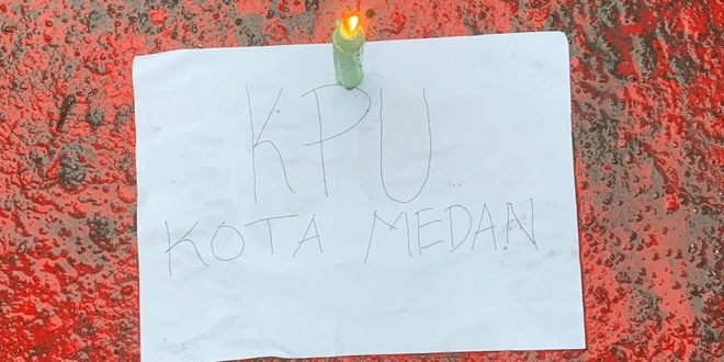 Ribuan-Massa-Berbagai-Elemen-Demo-KPU-Medam-2